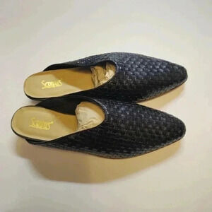 Scruples vintage mules‎